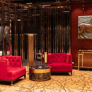 Mandarin Club House ホテル